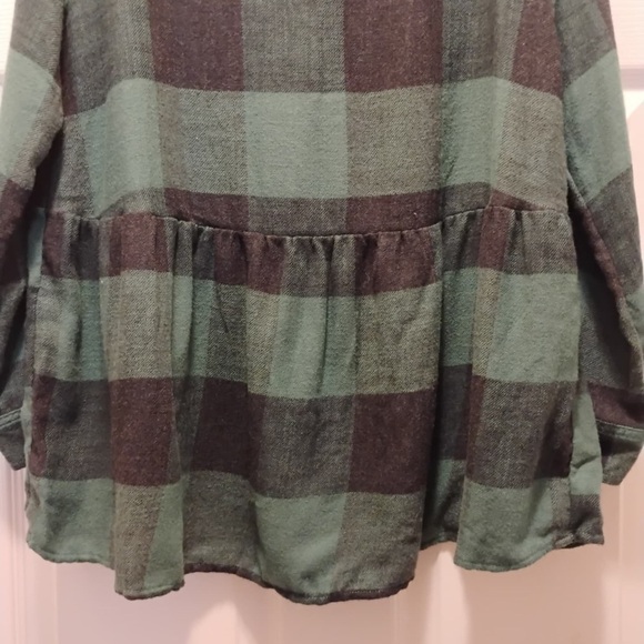 NWT American Eagle Green Black Plaid Peplum Oversized Flannel Shirt Size XS - Picture 5 of 8